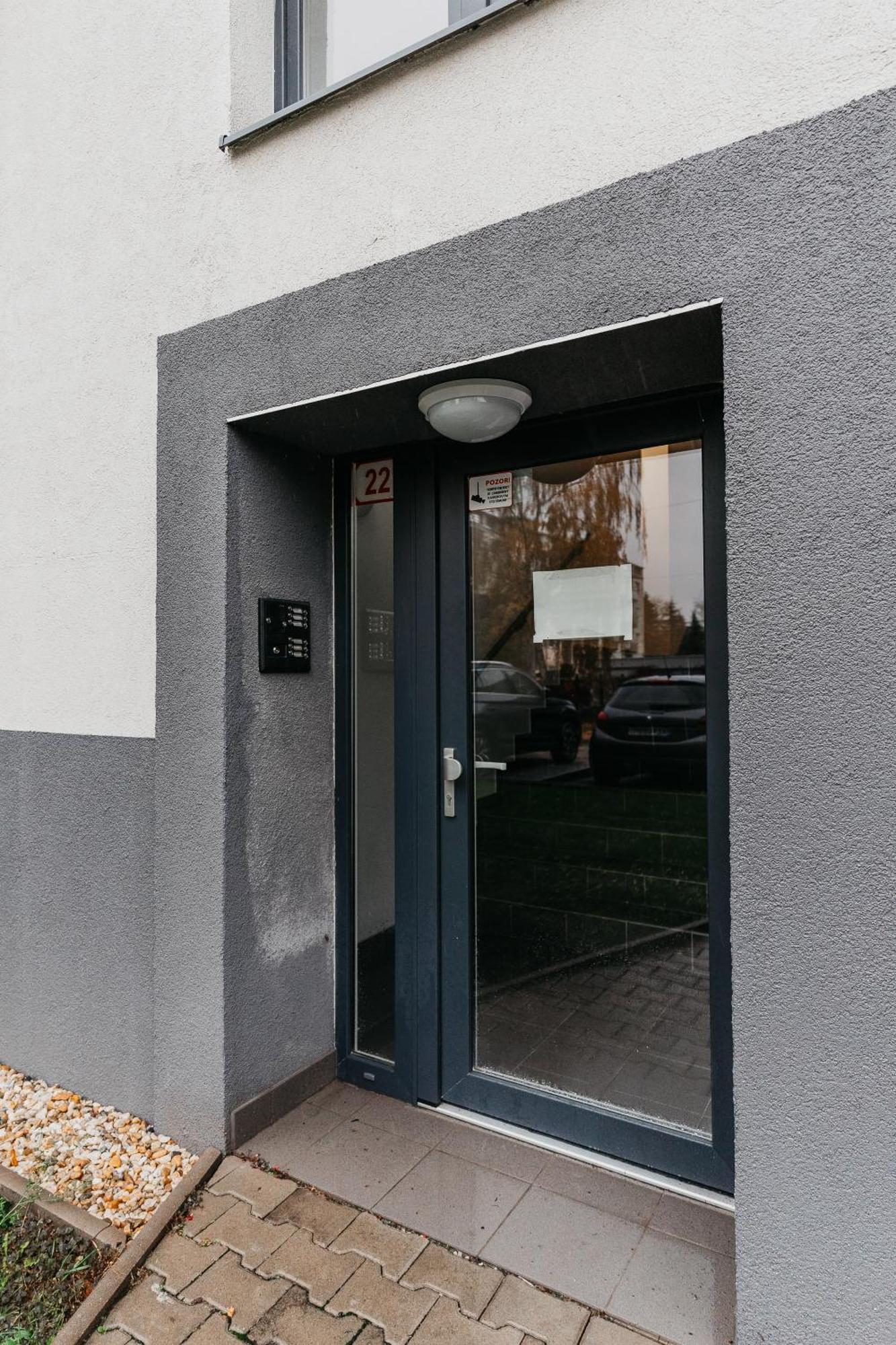 Old Town City Center Apartment 1 - Private Parking Included Košice Eksteriør bilde